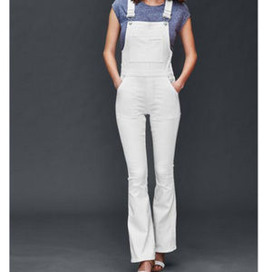 Gap 1969 White flare overalls SZ Med
